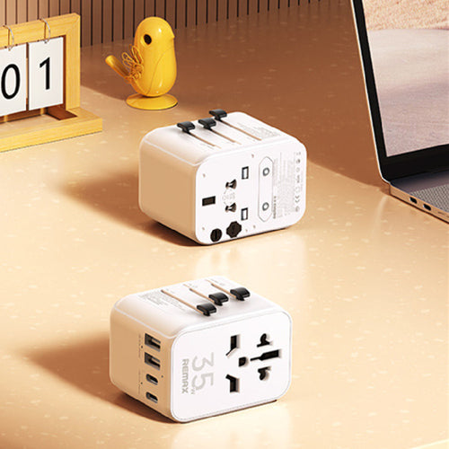 Adaptateur international
